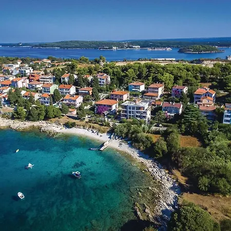 Apartment 1 Bedroom Stunning In Pula