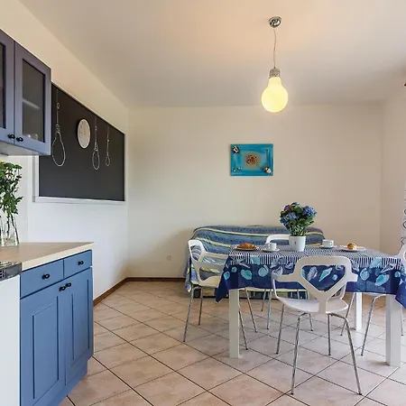1 Bedroom Stunning In