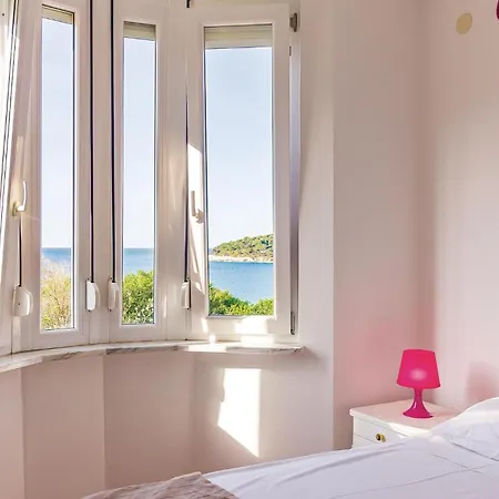Cozy In With Wifi Pula